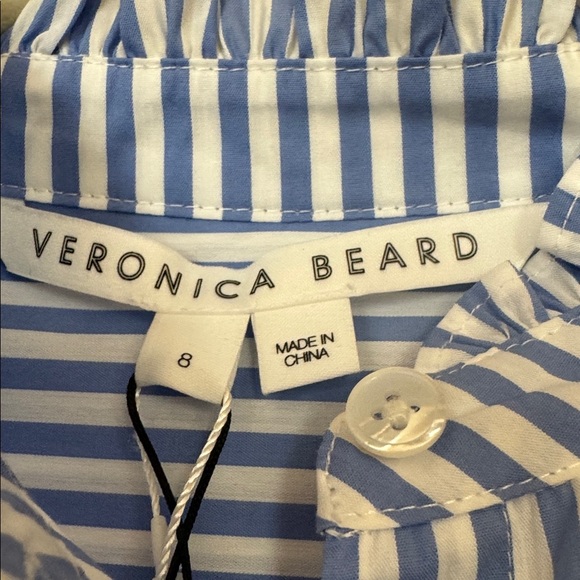 Veronica Beard designer blue and white striped cropped long sleeve blouse. - Picture 2 of 6